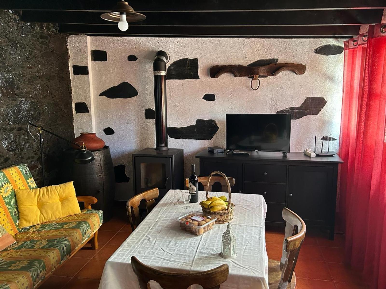 Casa Rural La Vega Агуло Экстерьер фото